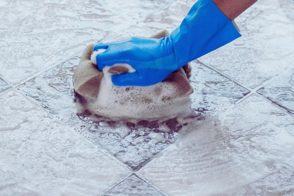 remove-rust-stains-from-tiles-using-these-simple-home-remedies-herzindagi